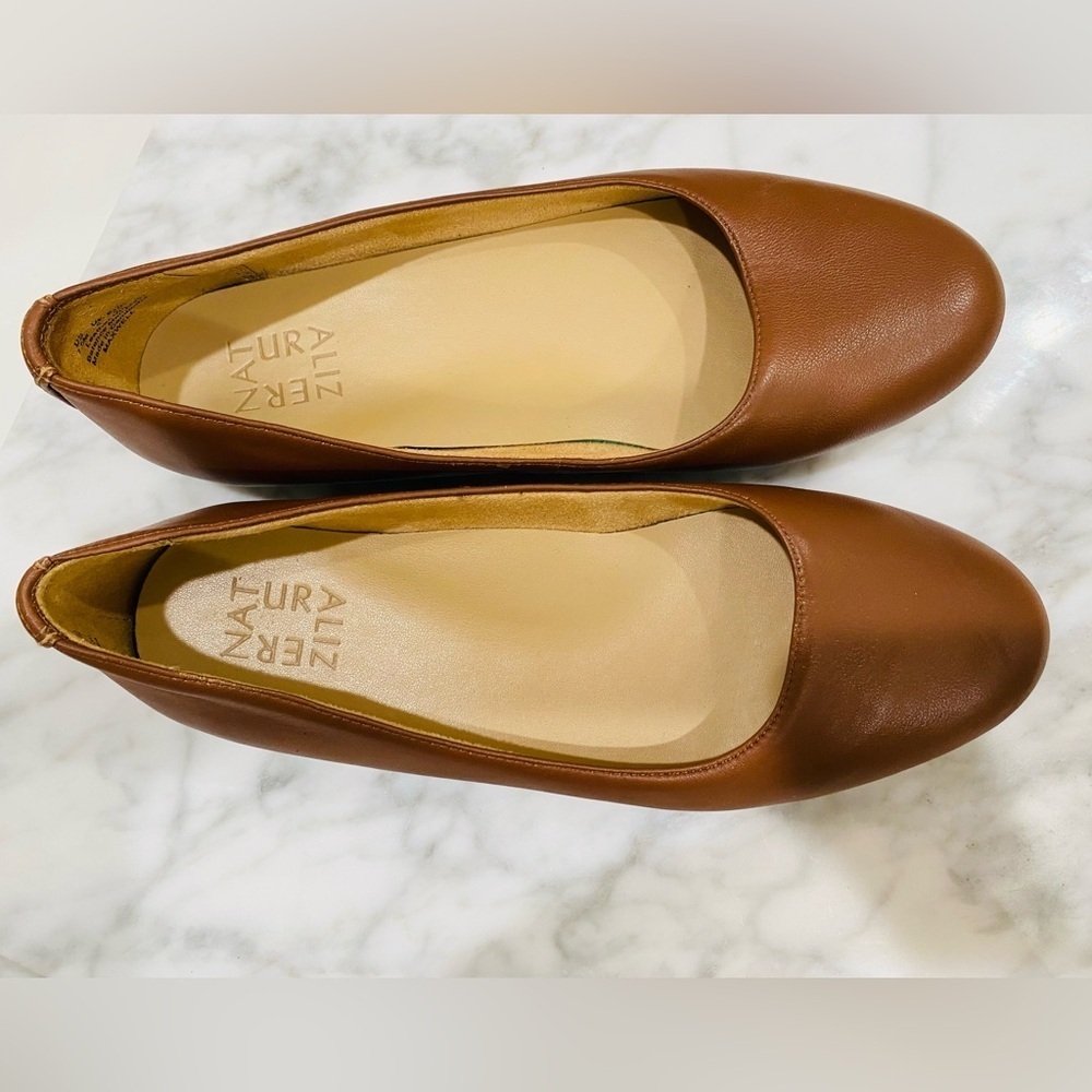 Naturalizer Maxwell Women's Tan Leather Ballet Flats Feminine - Picture 7 of 7